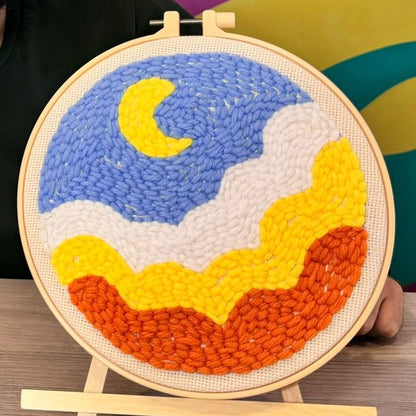 Luna- Kit para Bordar con Lanas